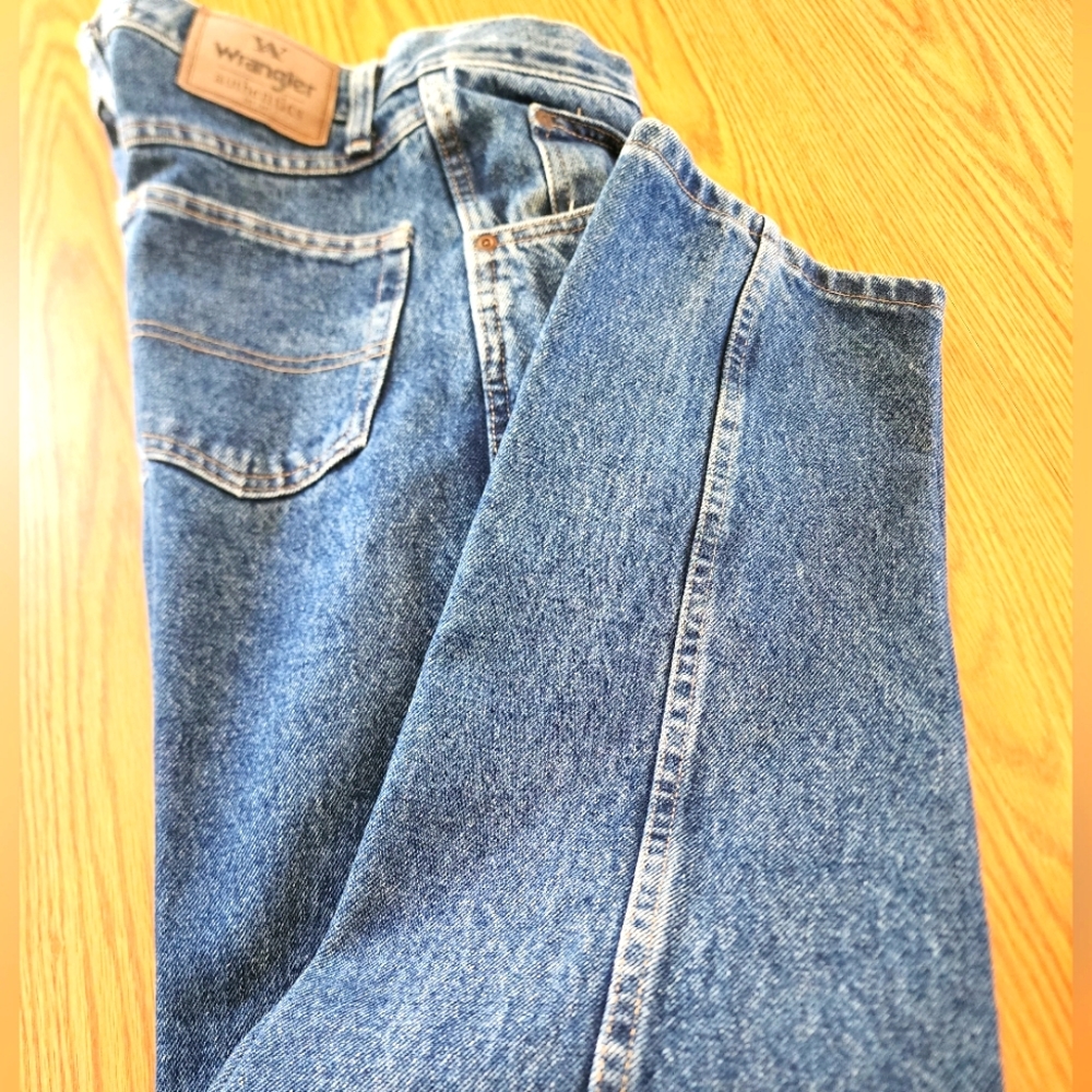 Wrangler Authentics Men's Classic 5-Pocket Regular Fit Cotton Jean
